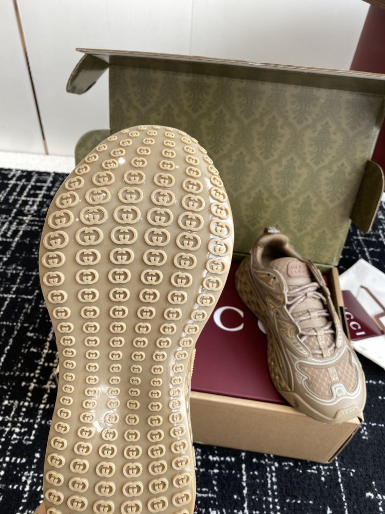 Кроссовки Gucci cub3d фото 9