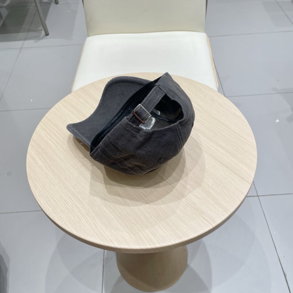 Кепка фото 8