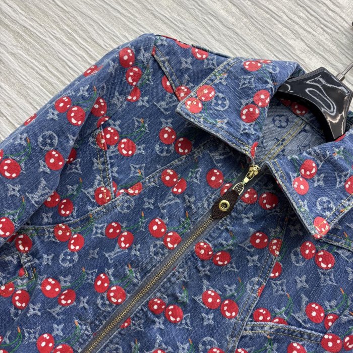 Куртка джинсова жіноча фото 3