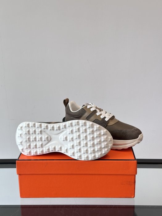 Кросівки чоловічі фото 9