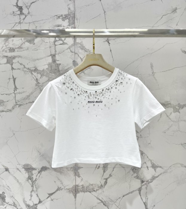 Футболка женская