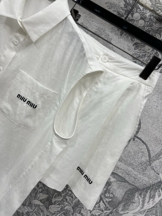 Костюм женский фото 6