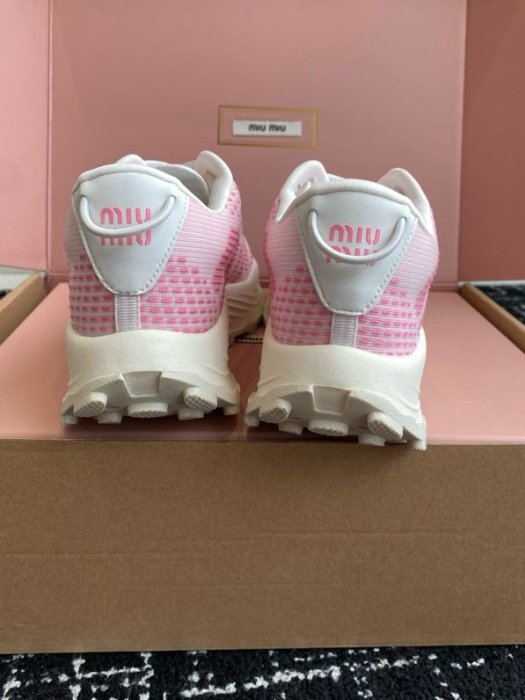 Sneakers фото 8