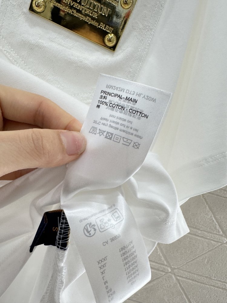 Футболка жіноча фото 9