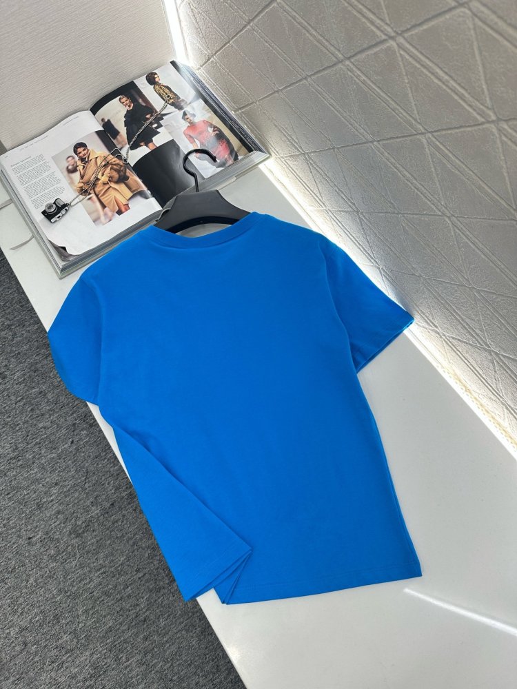 Футболка жіноча фото 2