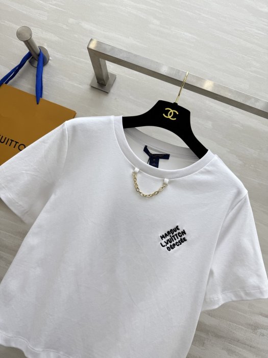 T-shirt women's фото 4