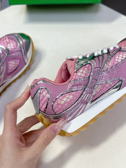 Кросівки фото 7