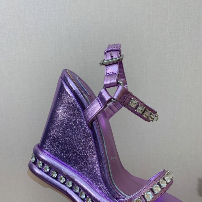 Босоножки фото 8