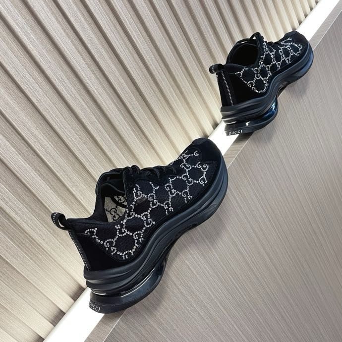 Кроссовки Gucci Run фото 6