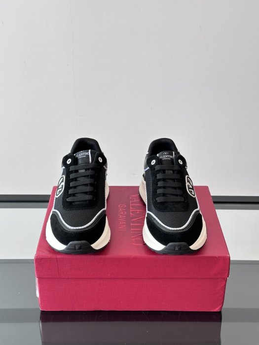 Sneakers men's фото 2