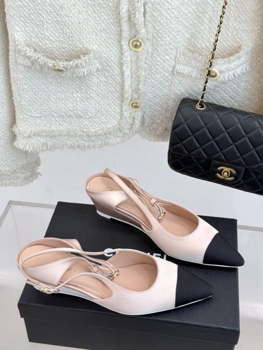 Босоножки фото 3