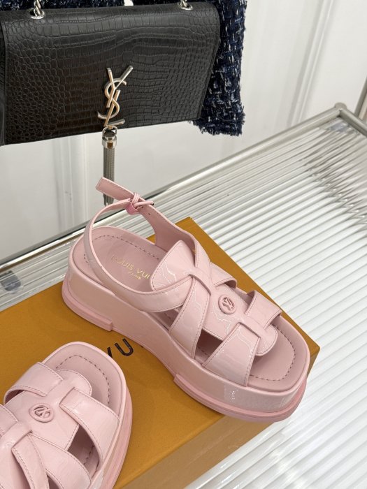 Сандалии женские фото 5