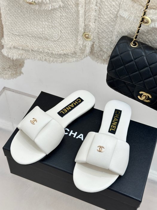 Шлепанцы фото 2