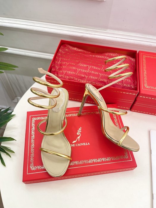 Босоніжки фото 4