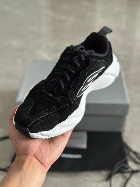 Кроссовки MONDAY фото 2