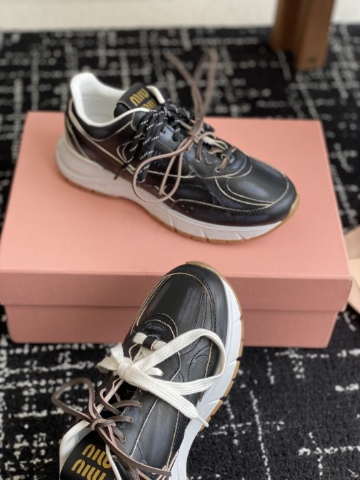 Кроссовки фото 6