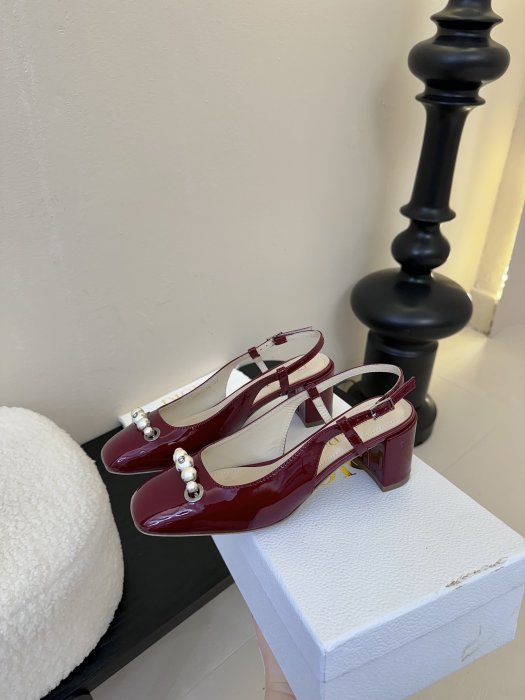 Босоножки фото 5