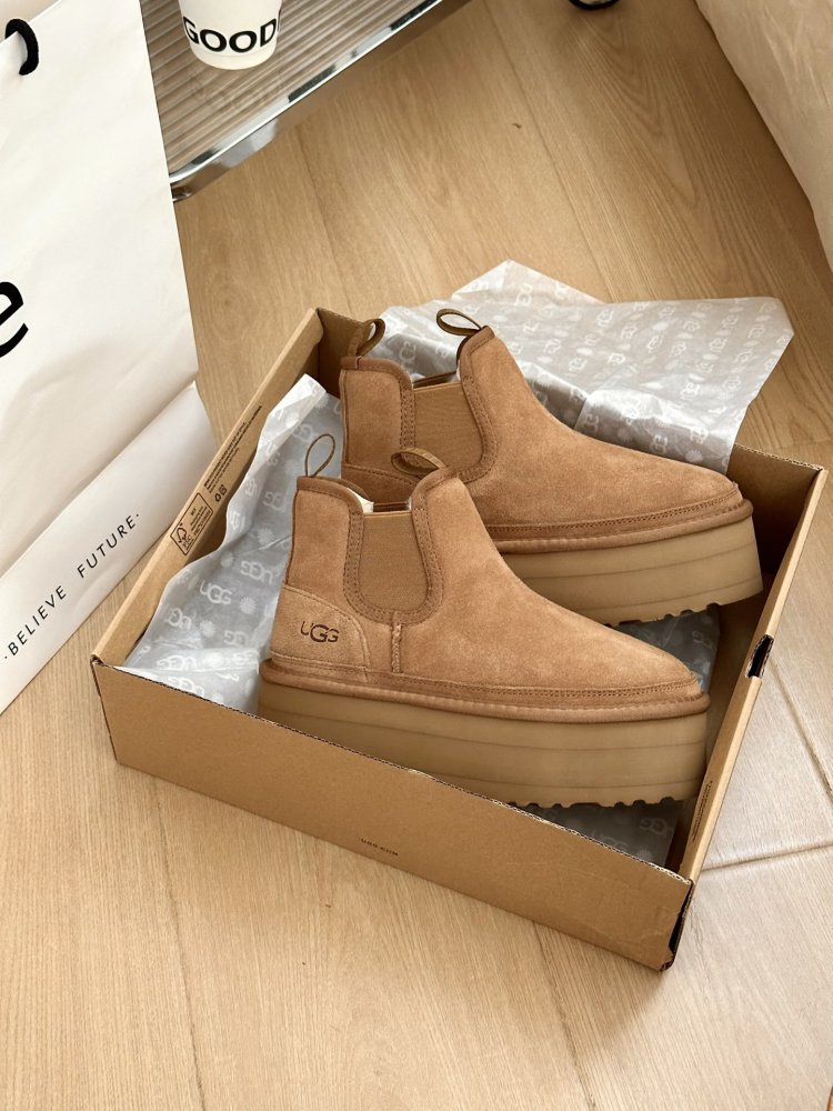 Ugg boots women's - the size 39