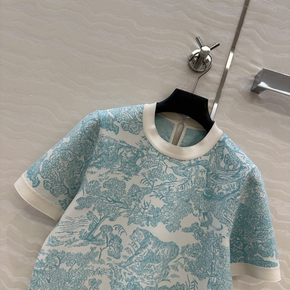 Футболка женская фото 2