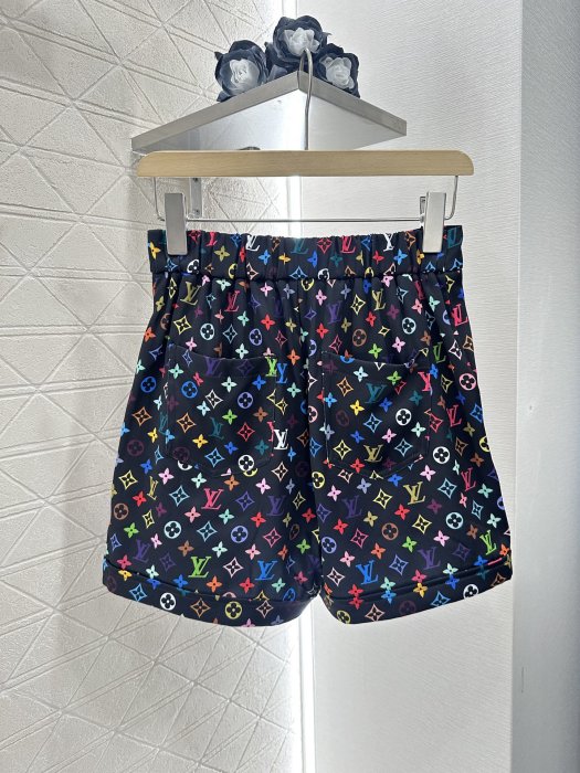 T-shirt women's фото 7