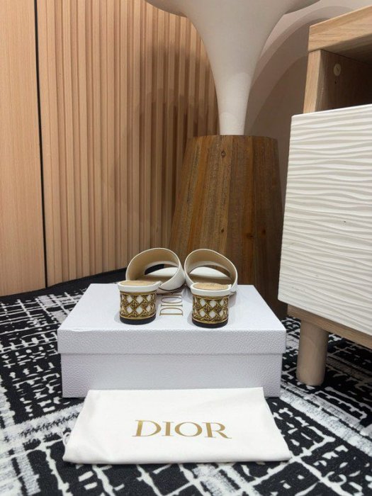 Босоніжки Dior Icon на товстому фото 6