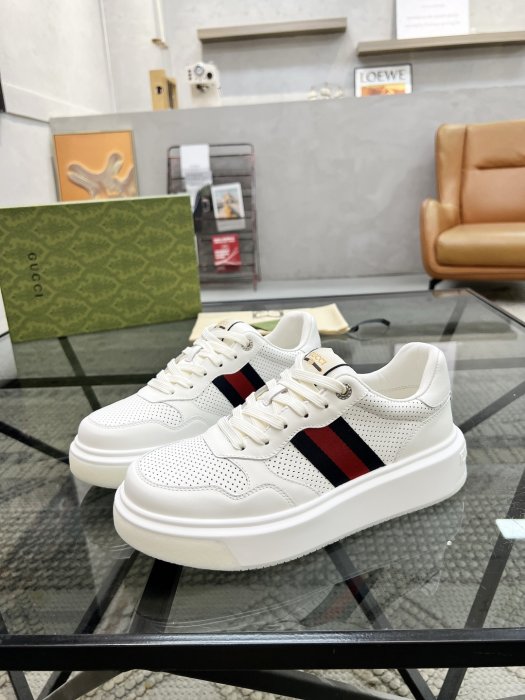 Кроссовки мужские