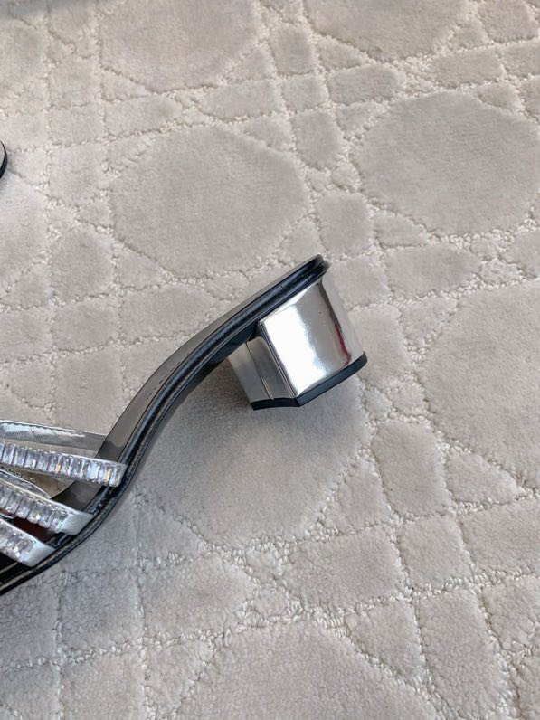 Босоніжки фото 9