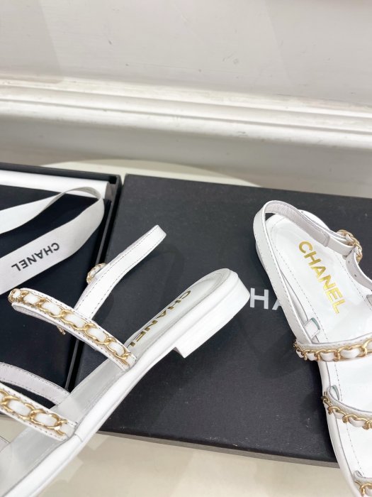 Сандалии женские фото 6