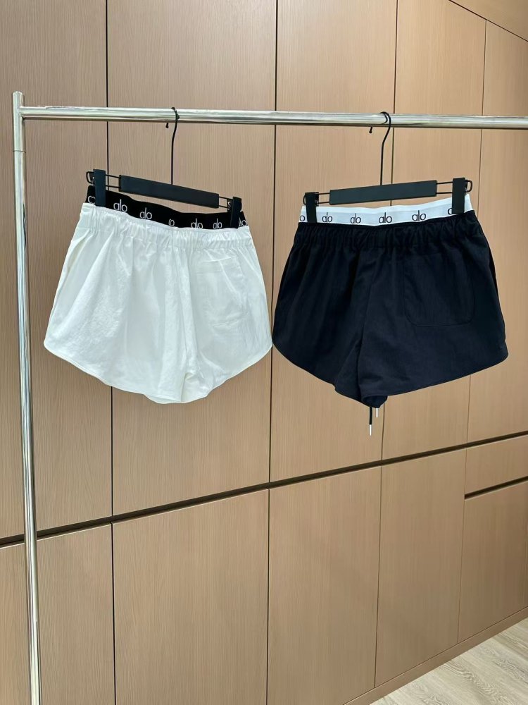 Shorts women's фото 4