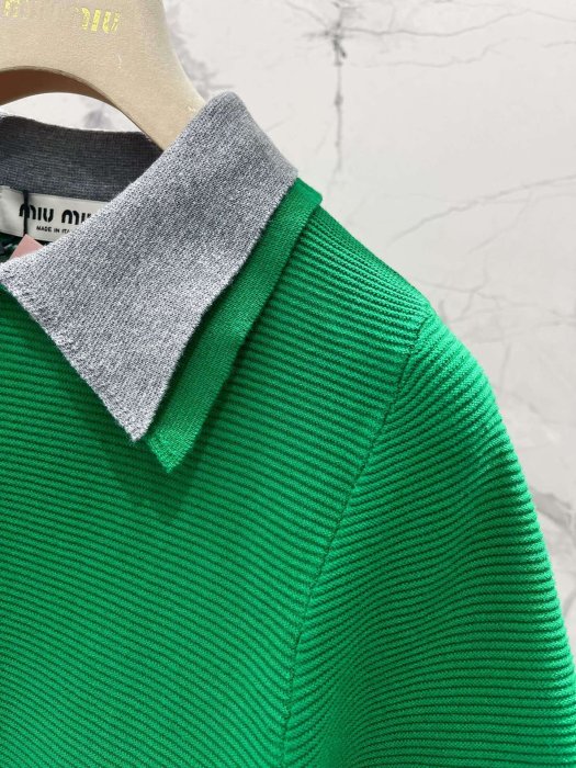 Футболка женская фото 4