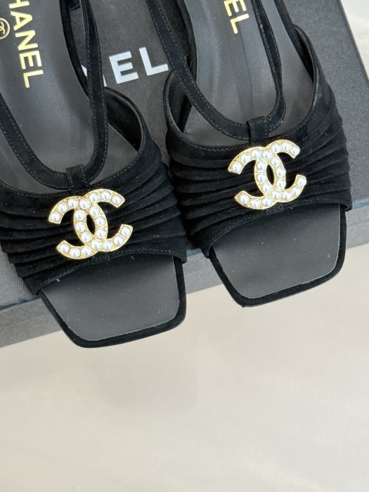 Босоножки фото 7