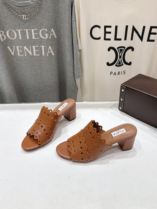 Босоножки фото 3