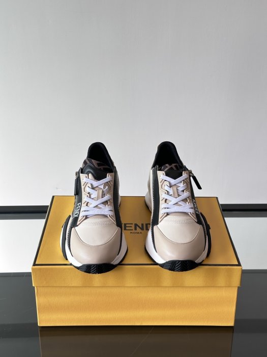 Кросівки чоловічі фото 2