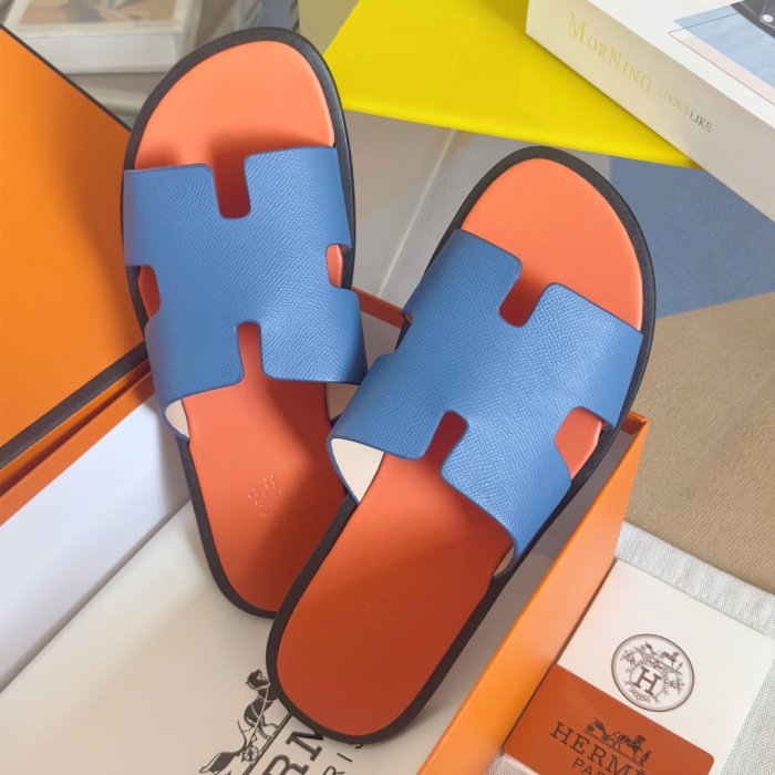 Шльопанці жіночі фото 6