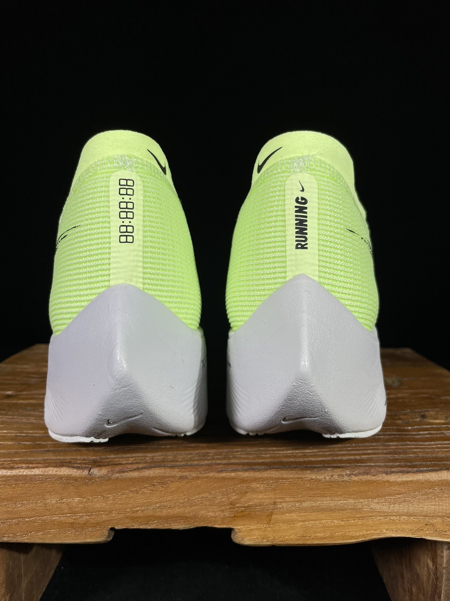 Кросівки ZoomX Vaporfly Next 2 Barely Volt Turquoise CU4123-700 фото 4