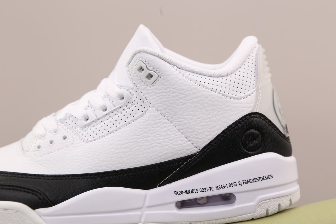 Кроссовки Air Jordan 3 Retro Fragment - DA3595-100 фото 4