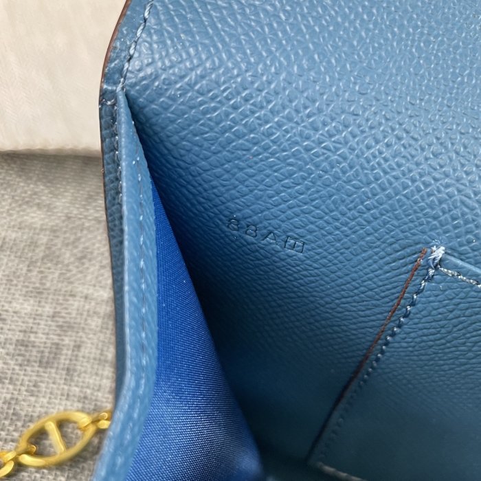 Сумка через плечо Kelly кожаная женская 22 см фото 8