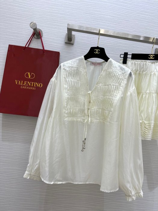 Костюм женский фото 2