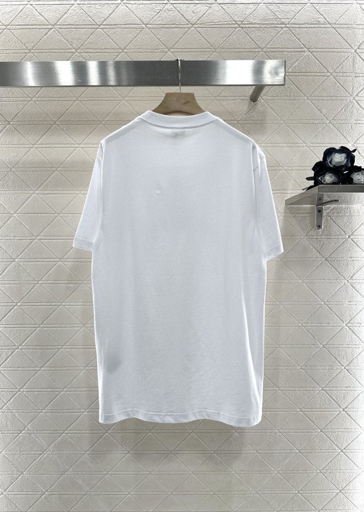 Футболка женская фото 2