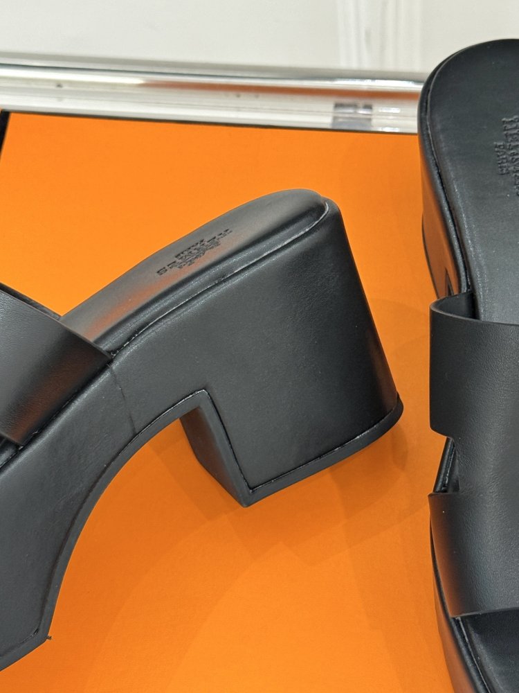 Босоніжки фото 6