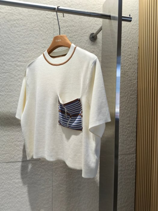 Футболка женская фото 2