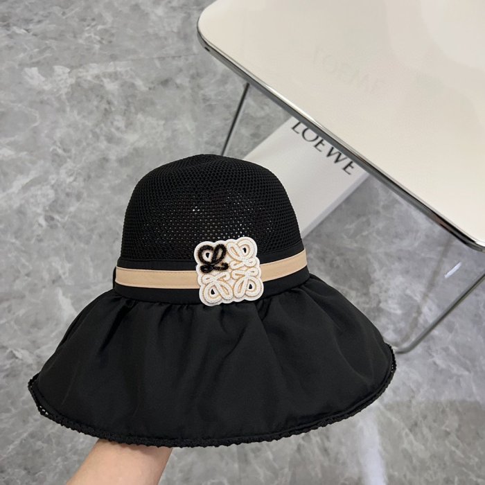 Hat women's