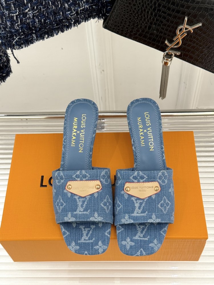 Босоножки фото 4