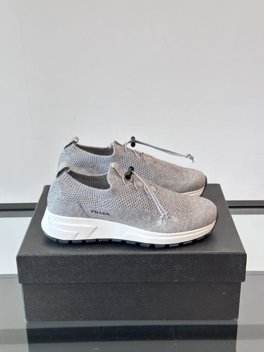 Кроссовки мужские