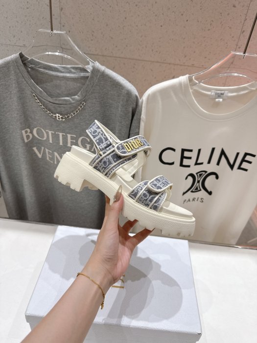 Взуття фото 5