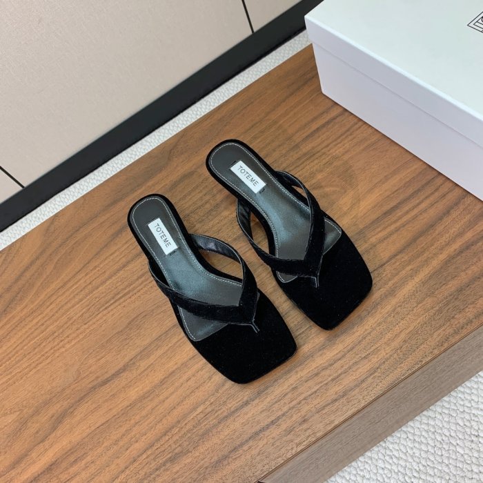 Шльопанці жіночі фото 2