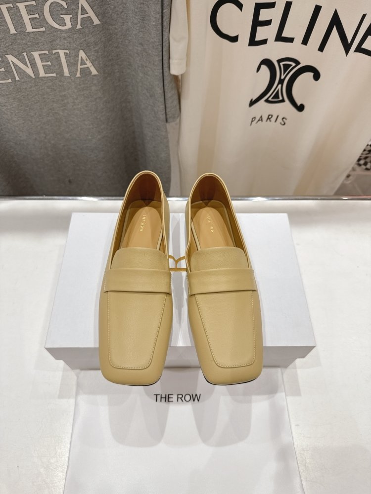 Туфли женские