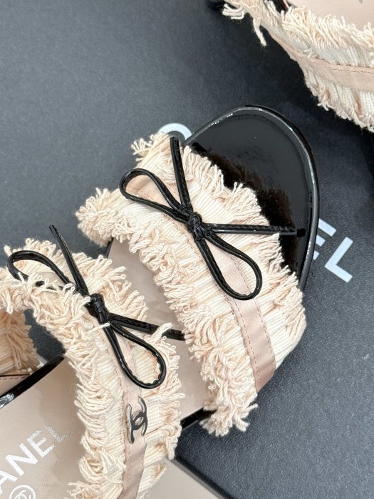 Босоножки фото 7