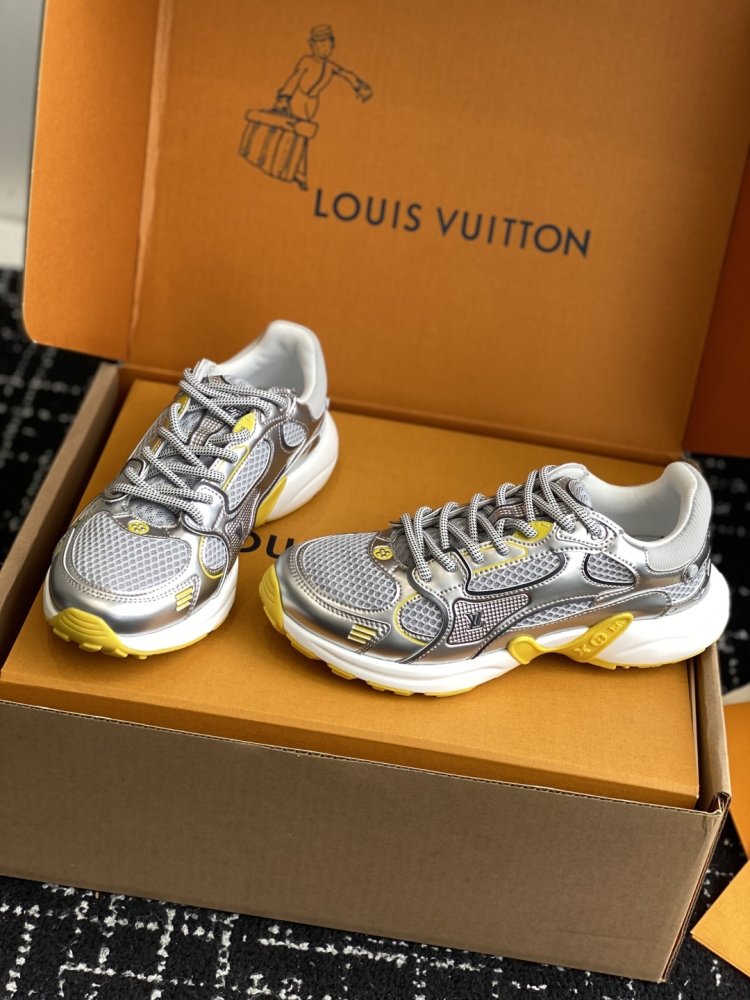 Кроссовки Olympia женские фото 3