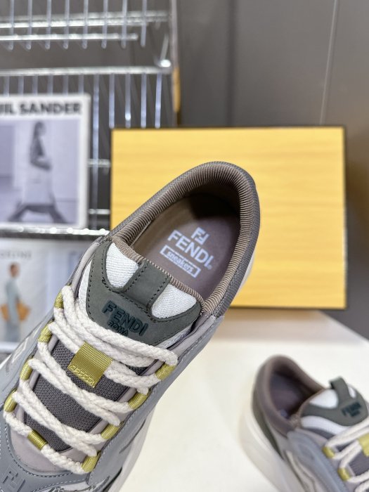 Кроссовки фото 7